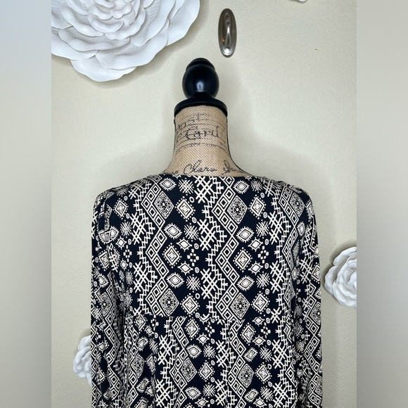 NTM: Savanna Jane Aztec Print Black & Cream Tunic Sz Large - Picture 12 of 16